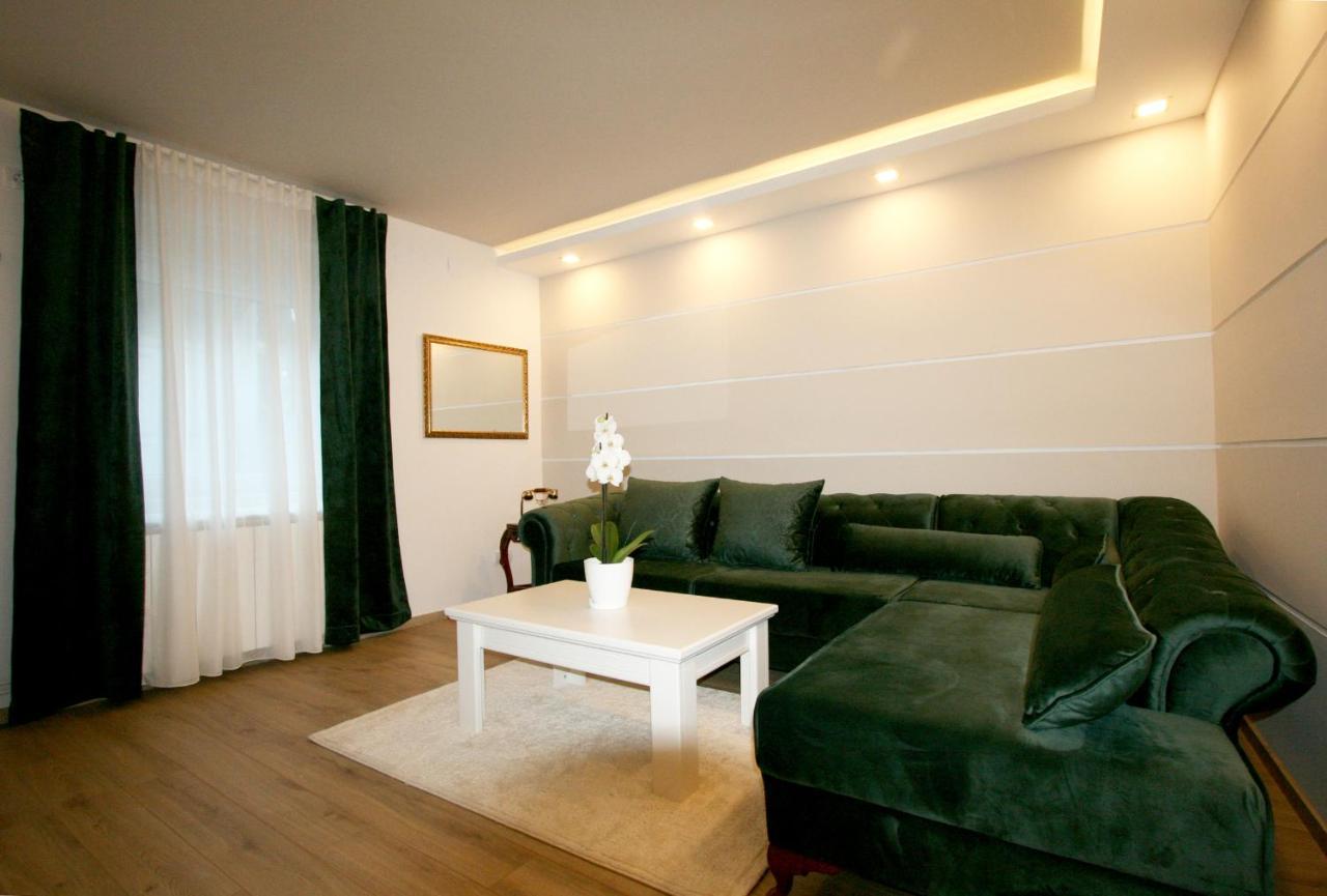 Apartment Jasmine 2 Belgrad Exteriör bild
